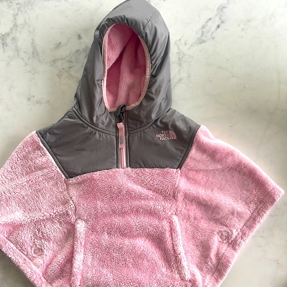 Girls north face poncho